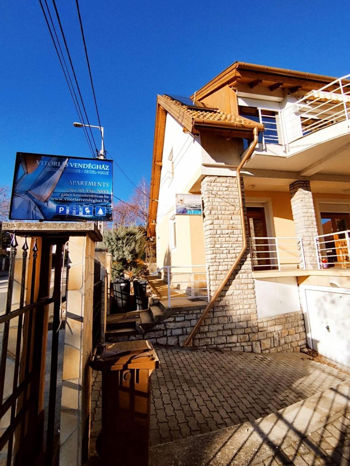 Apartman Vitorlas Vendeghaz Balatonfured Luaran gambar