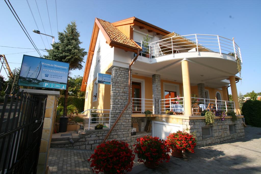 Apartman Vitorlas Vendeghaz Balatonfured Luaran gambar